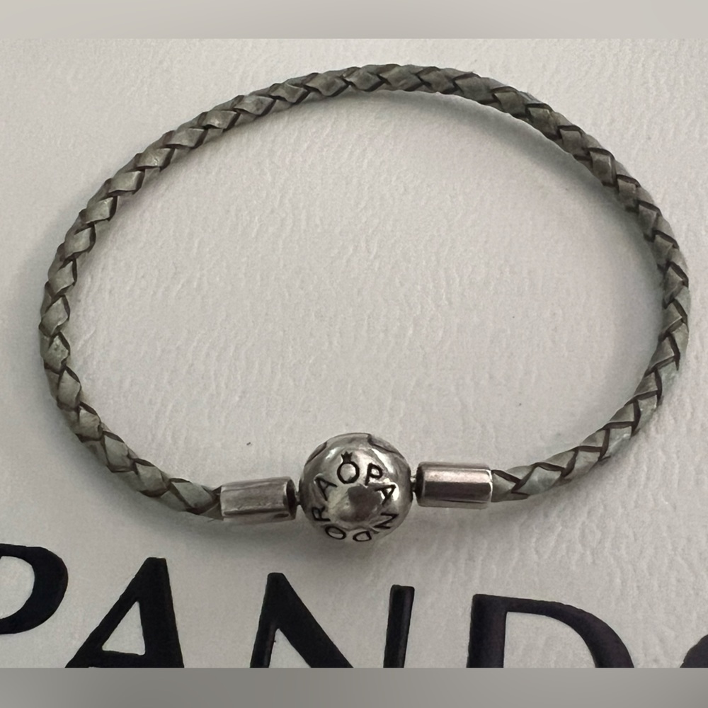PANDORA Leather Bracelet with Silver Clasp